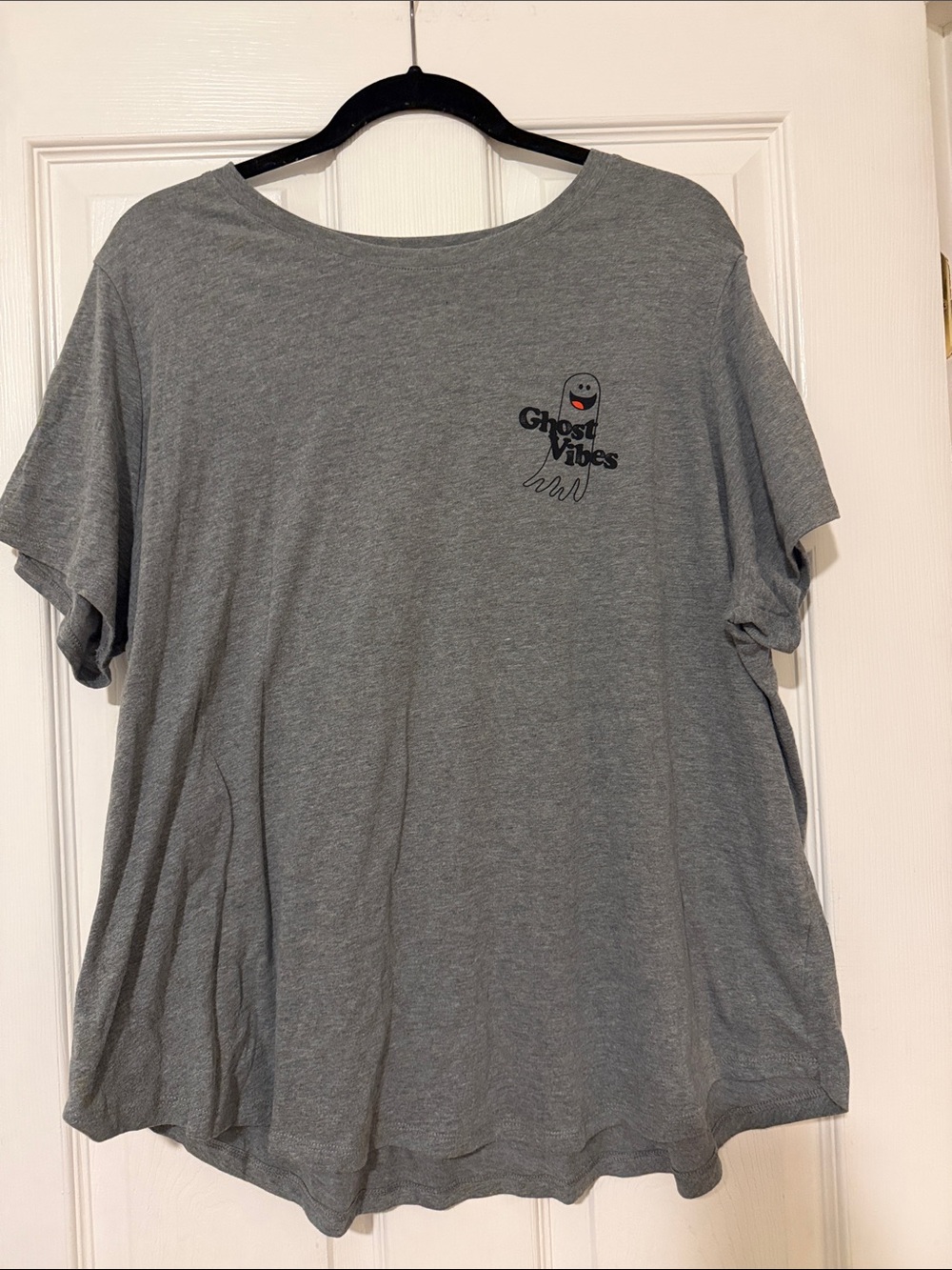 Old Navy Halloween Ghost Vibes Gray Graphic Tee